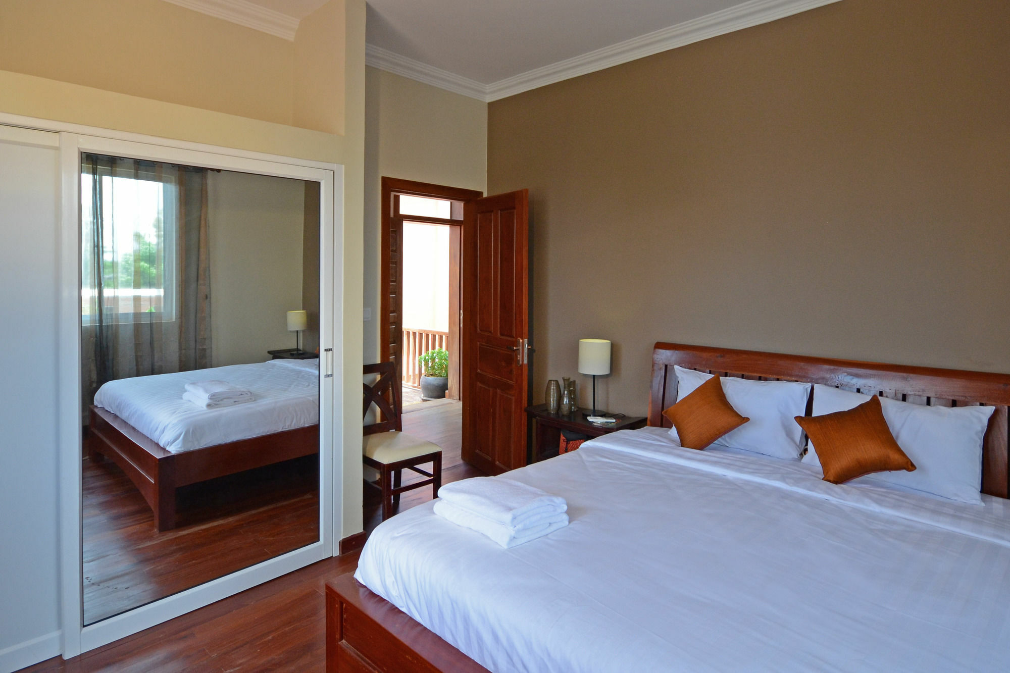 Les Residences Yen Dy Angkor Сиемрип Экстерьер фото